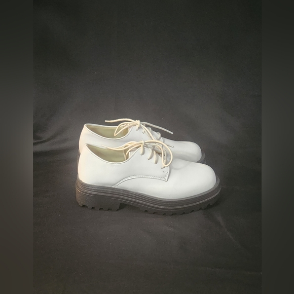 Women's White Chunky Oxfords Size 7.5 - Picture 11 of 16